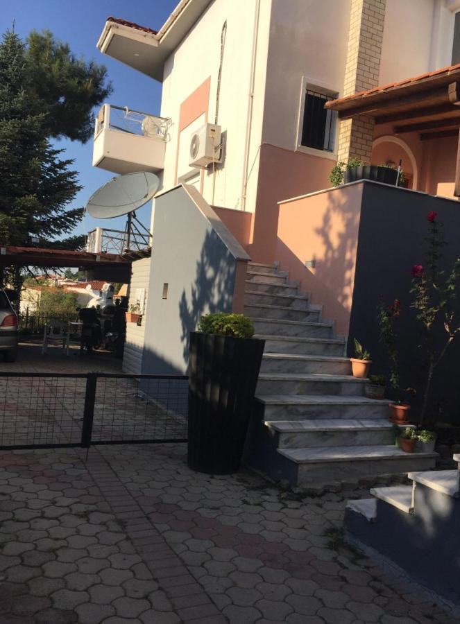 Respect To The Guest Apartment Thessaloniki Exterior photo